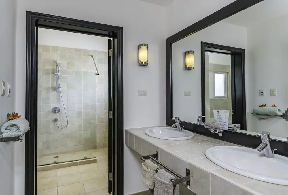 Luxury Villas in Cocotal for Large Group