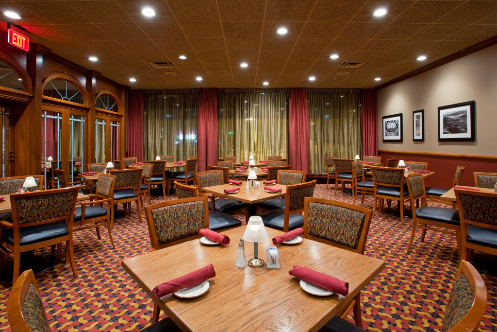 Holiday Inn Youngstown-South - Boardman by IHG
