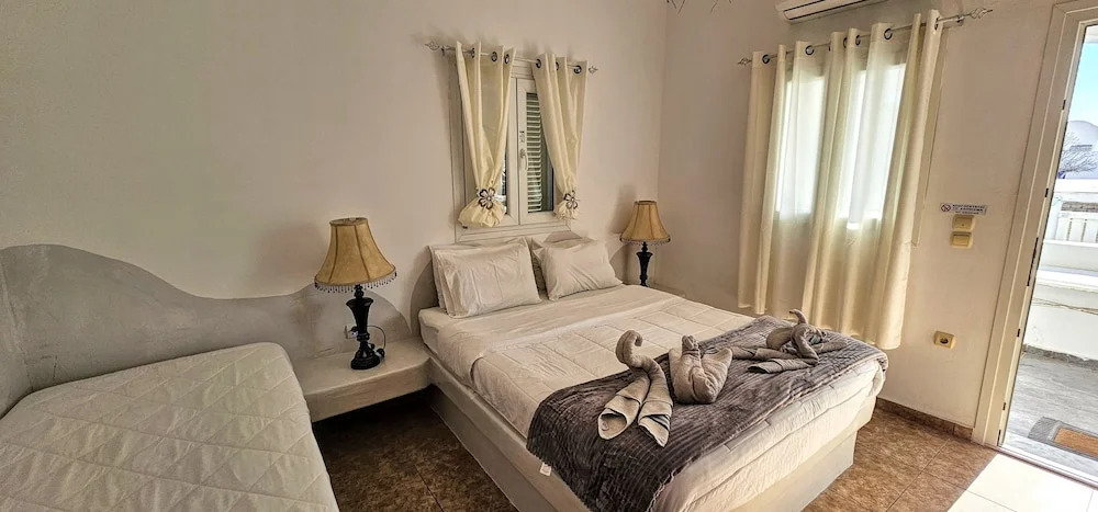 Santorini Studios Pleasure