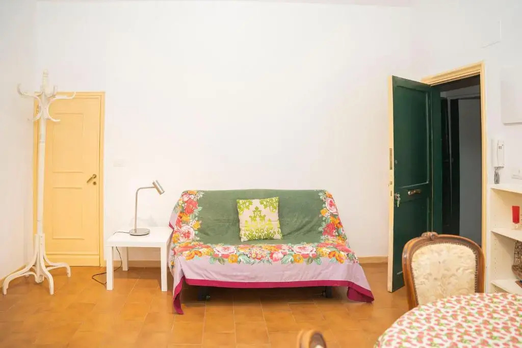 057 - Casa Portobello, Centrale a 50 metri dal mare