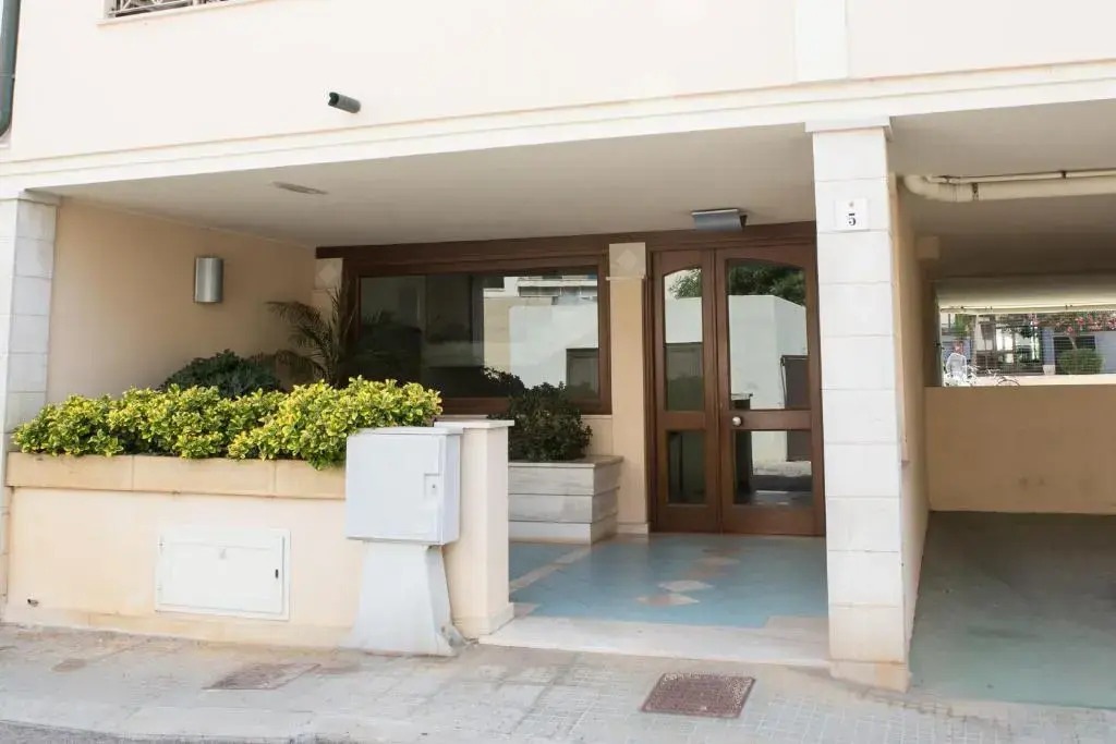 Viona Apartments