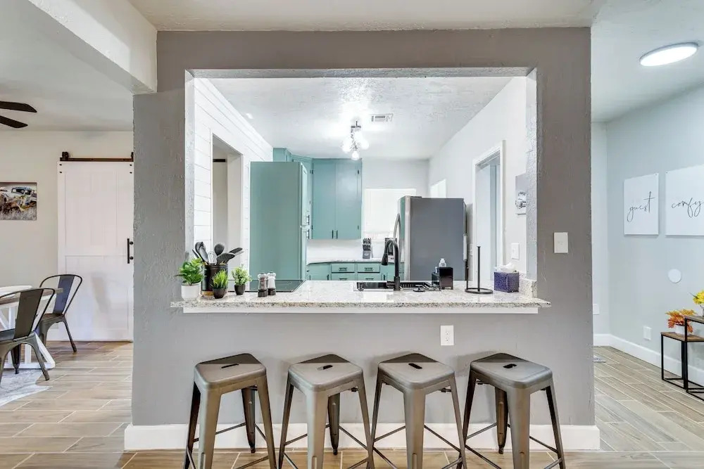 4 Mi to Fort Sill: Modern Home w/ Private Yard