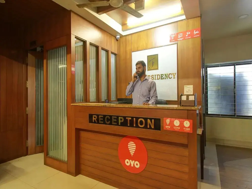 OYO 16662 Taj Residency