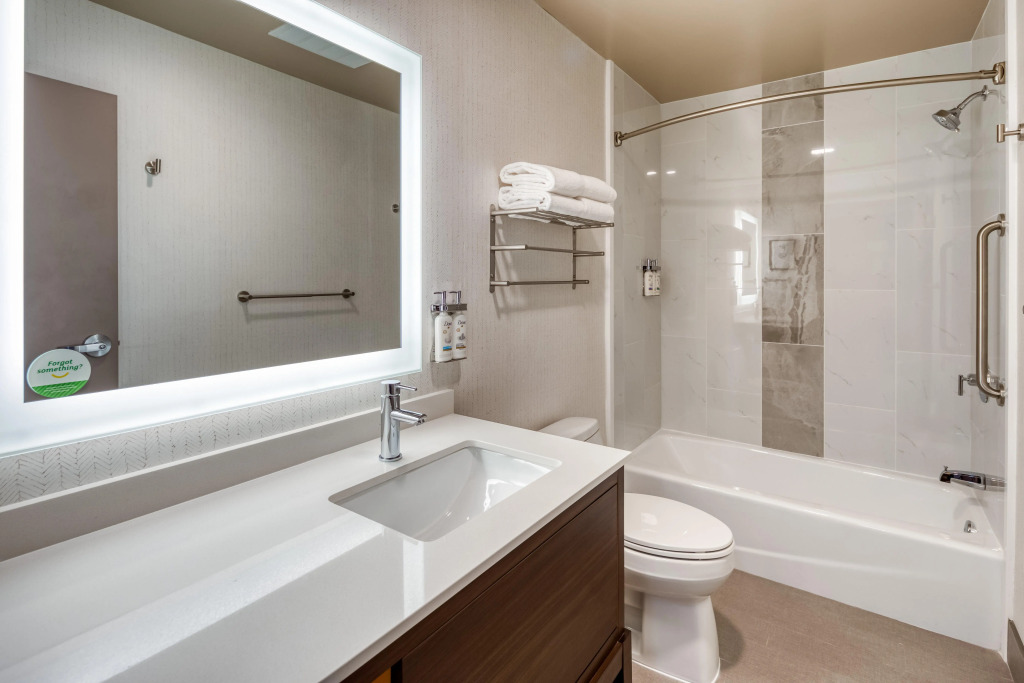 Holiday Inn Kansas City Downtown by IHG