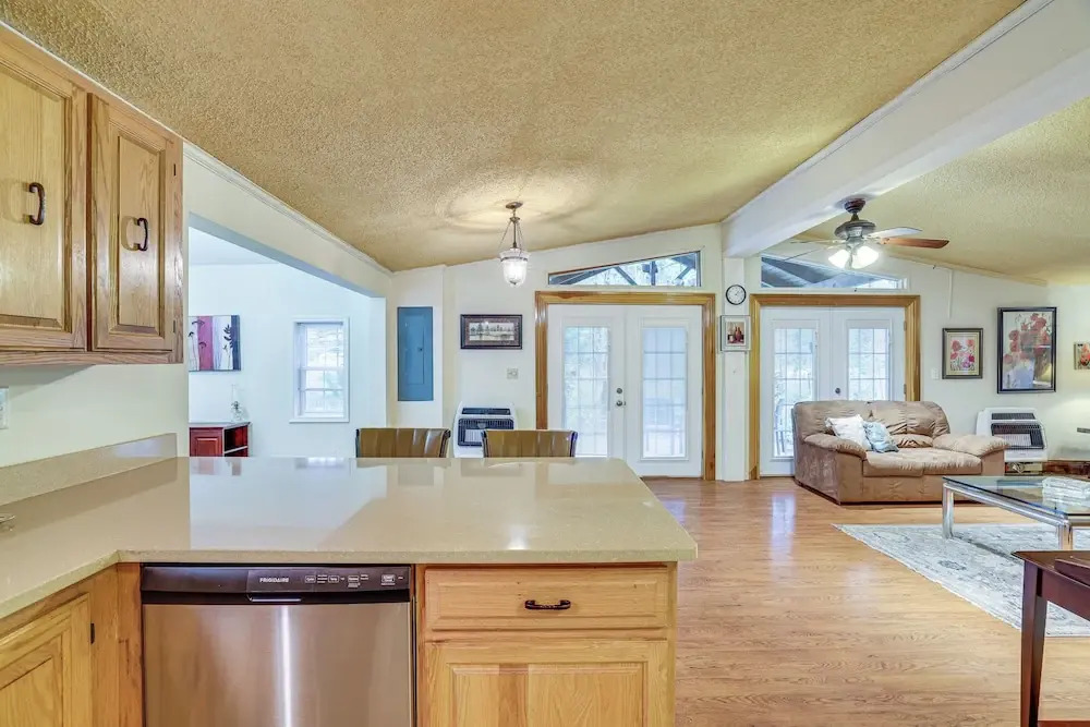 7 Mi to Big Boulder Mtn! Home w/ Pet-friendly Yard