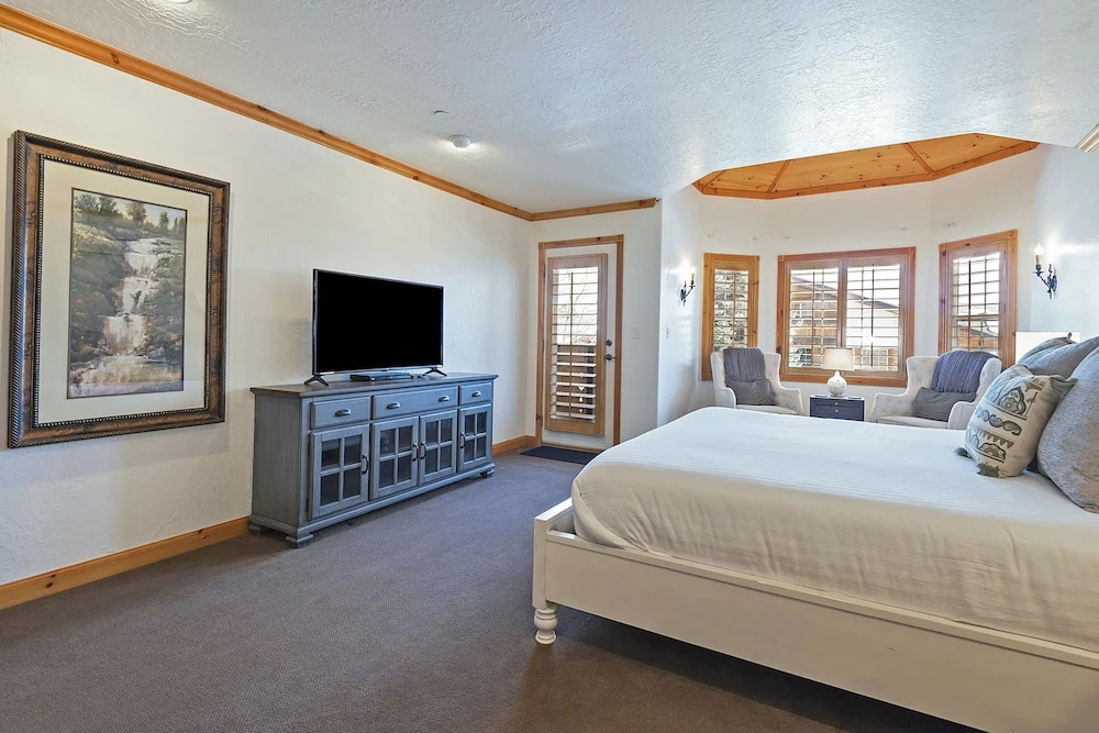 Zermatt Villages 722 4 Bedroom Chalet by RedAwning