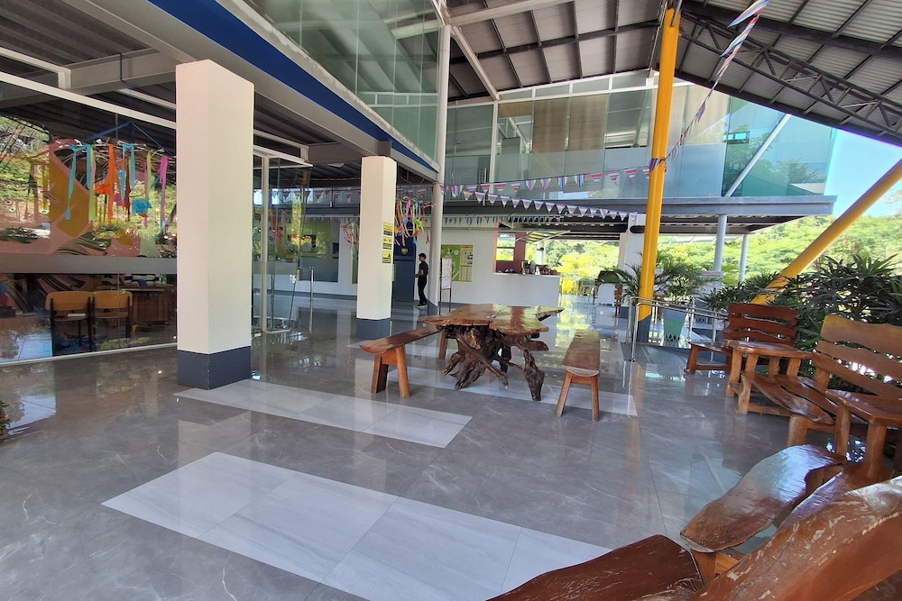 Amaya View