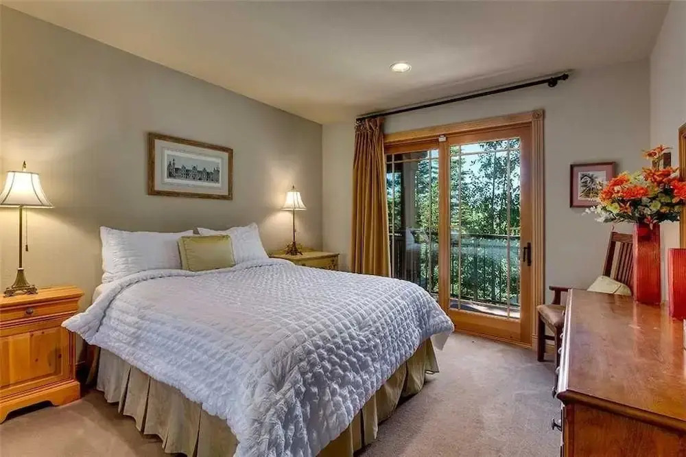Tahoe Crestview Lodge - 5 Br Home