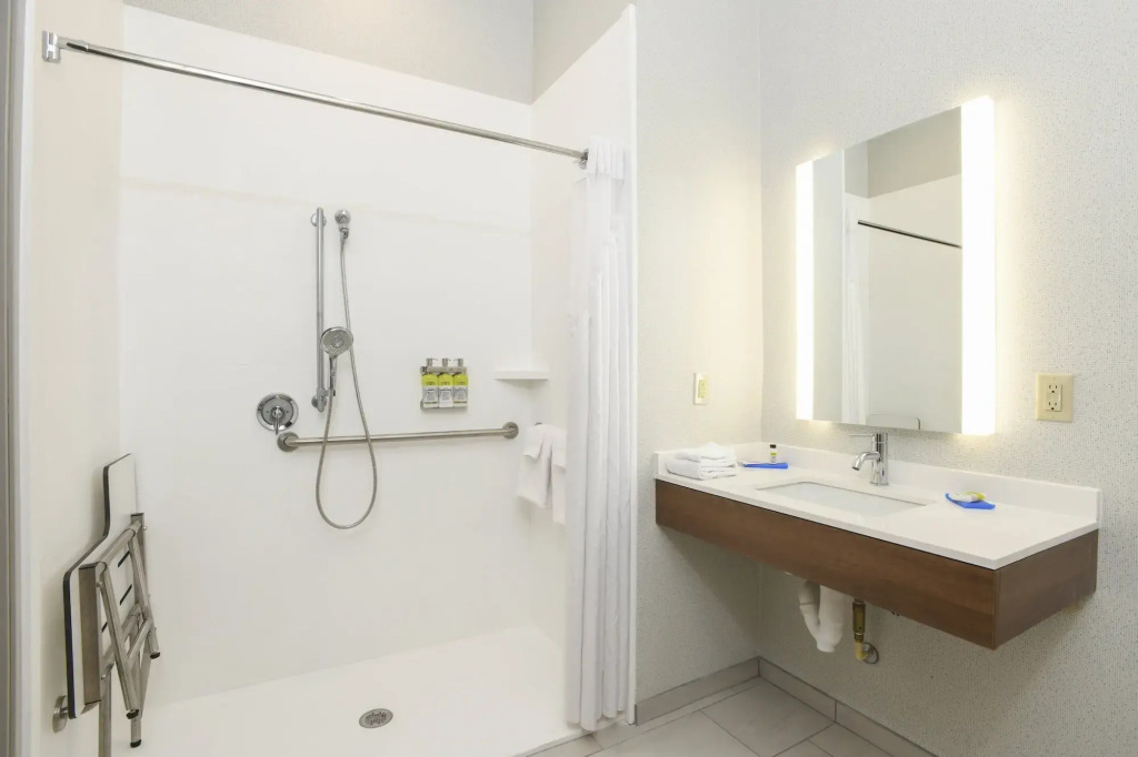 Holiday Inn Express Hotel & Suites Richwood - Cincinnati South by IHG