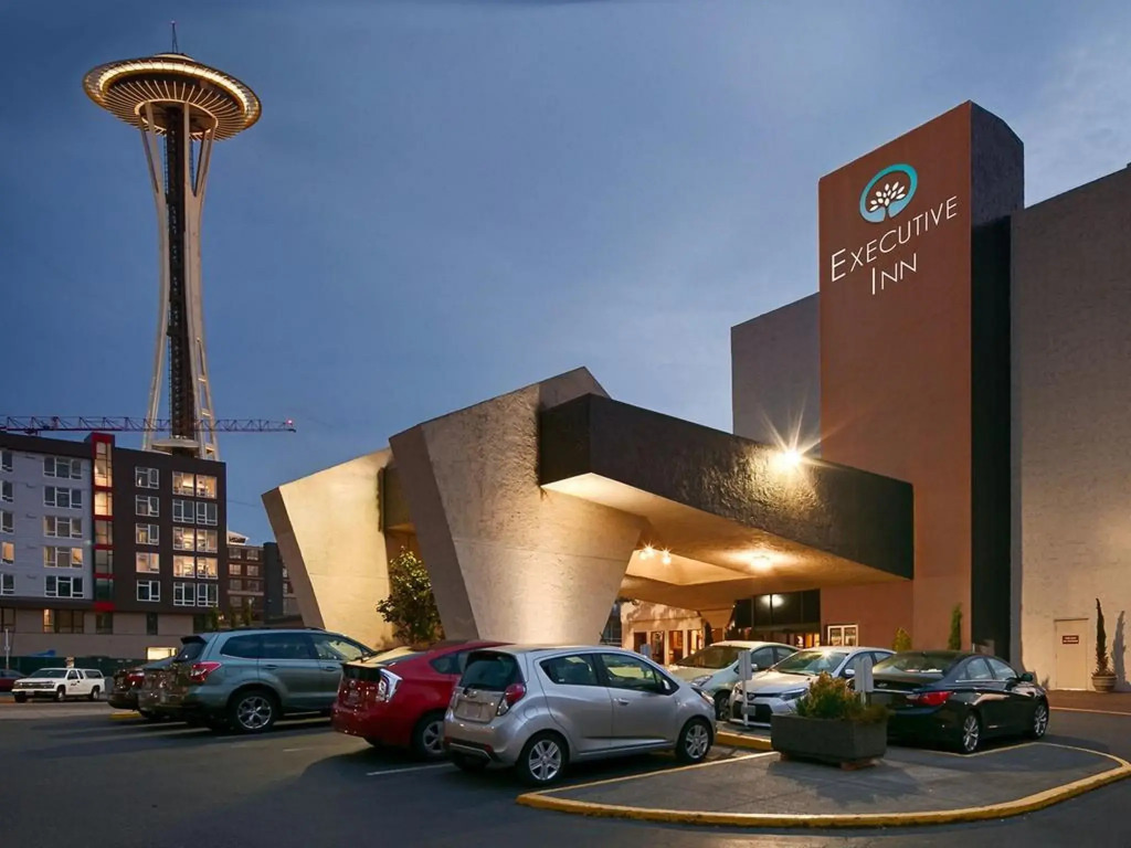 Best Western Plus Executive Inn