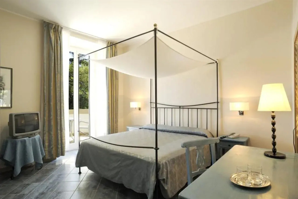 Hotel Mediterranee