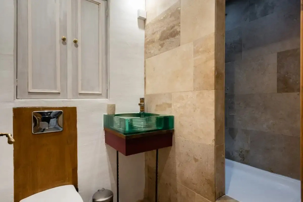 The Madras Cottage - Bright 3BDR Home with Garden