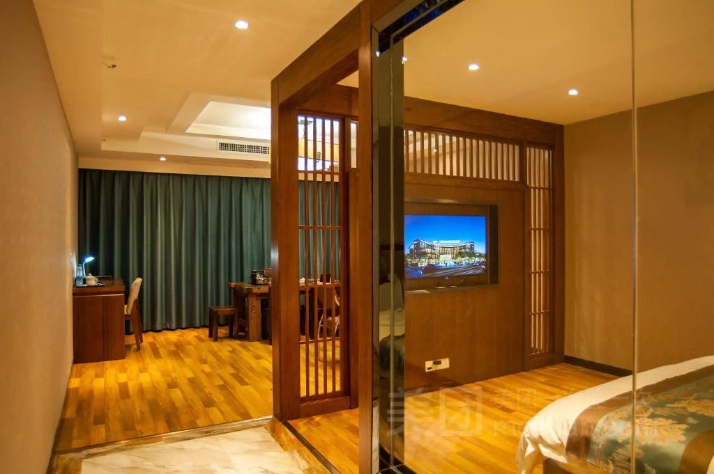 GreenTree Alliance Hotel Guiyang Huaguo Community Twin Towers Hotel