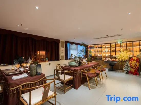 Wangyu E-Sports Hotel (Wuhu Ancient City Wanyi Second Hospital)