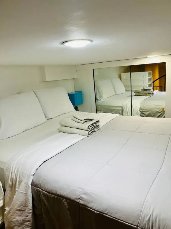 Charming Studio Half Block To Central Park Uws