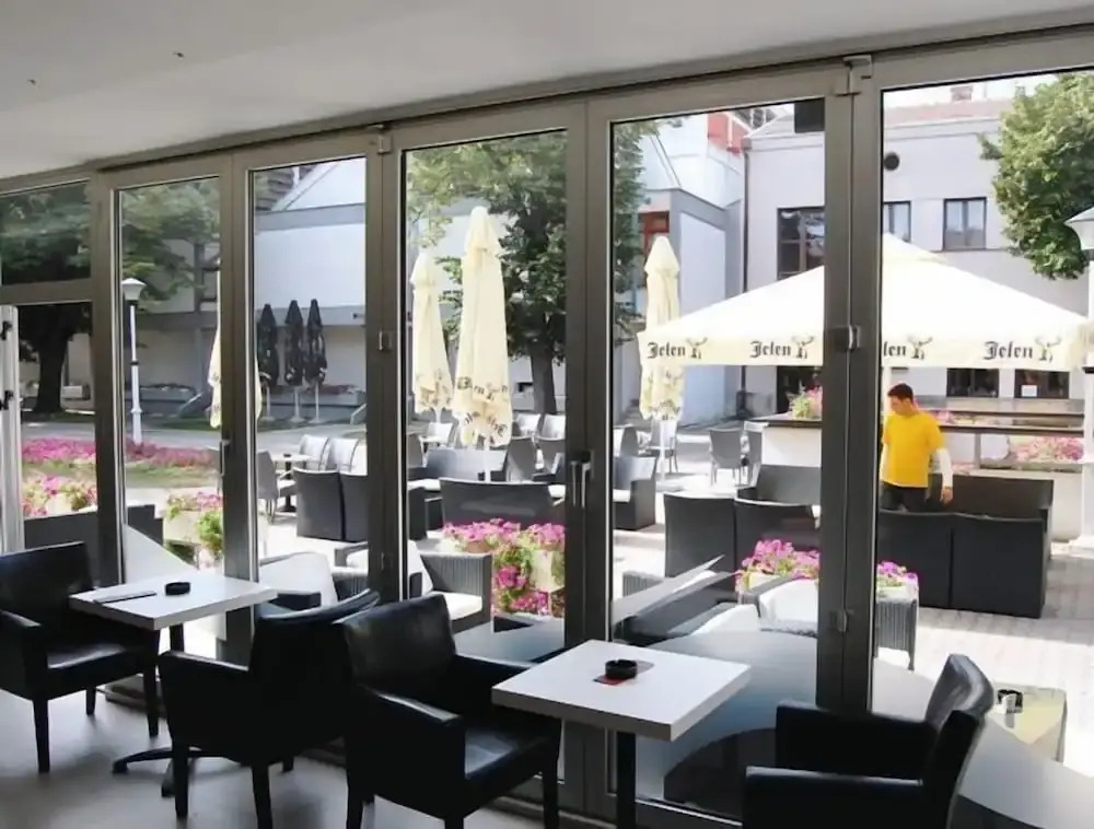 Hotel Tiski Cvet