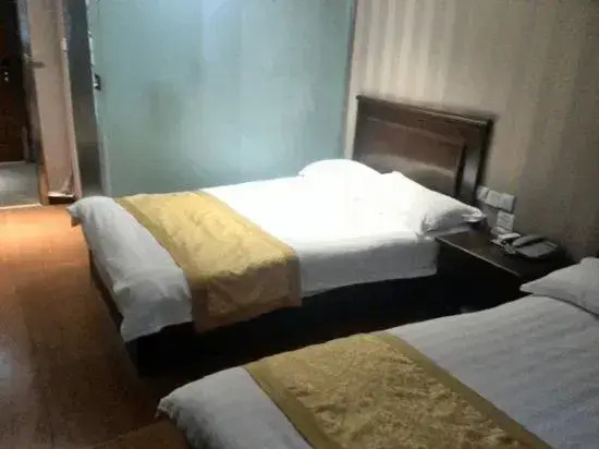Shanghai Yatai Holiday Hotel (Yushu Road)