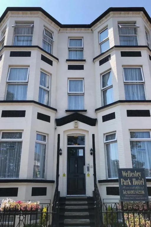 Wellesley Park Hotel