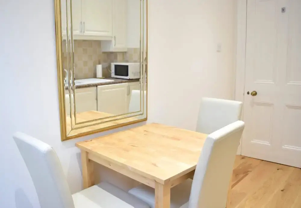Spacious 1 Bedroom Flat In Piccadilly Circus