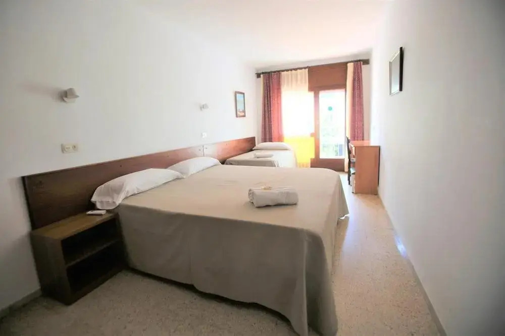 Hostel Costa Brava