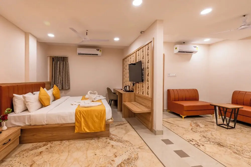 Hotel Silver Stone Varanasi