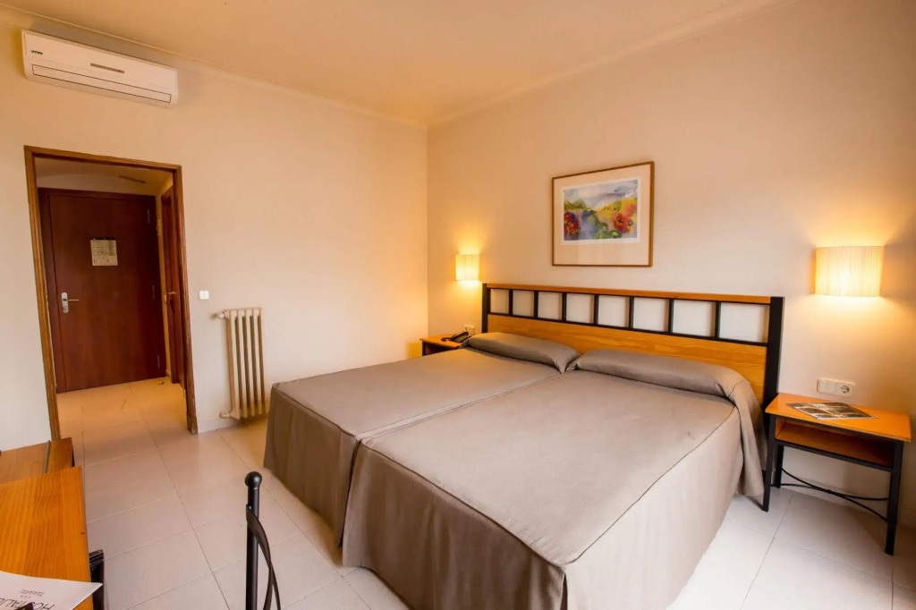 Hotel Hostalillo by Escampa Hotels
