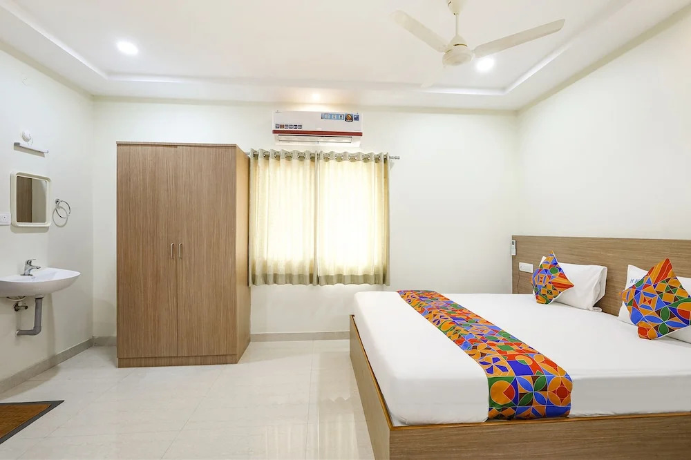 FabHotel Karthikeya Residency - 900m from Tirupati Bus Stand