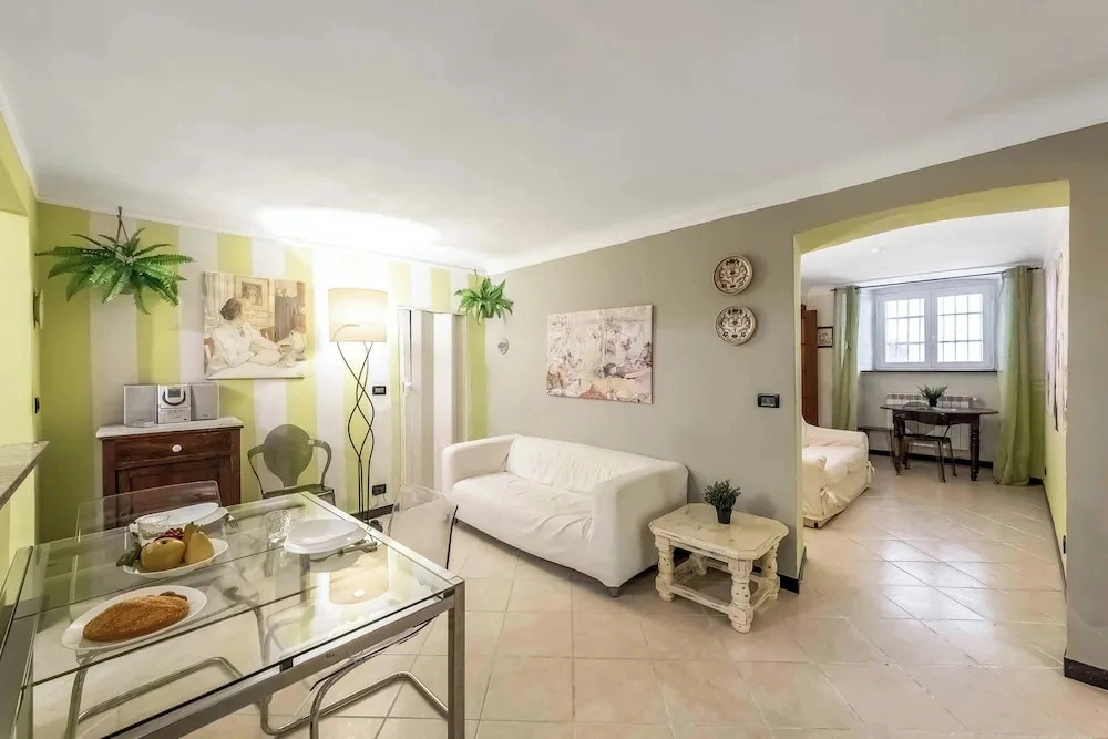 Genova House Via Caffaro