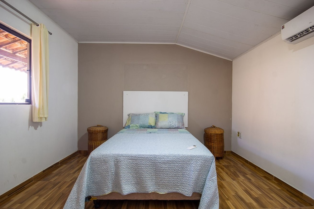 Casa com 3 Su tes Climatizadas na Ilha da Croa