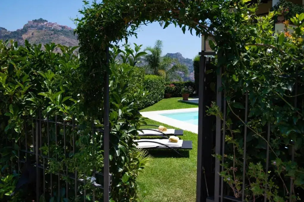 Villa Almond