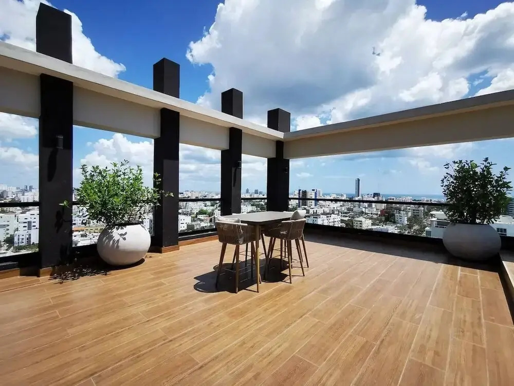 Luxury Condo 1 Br Pool Excellent Location