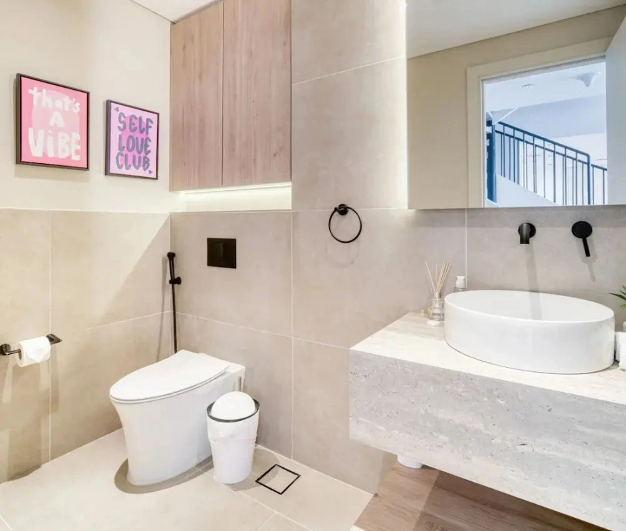 Luxe and Modern Duplex in Difc