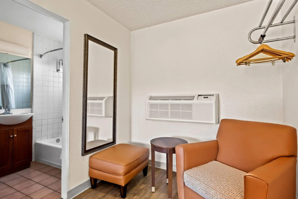 Travelodge by Wyndham Page, View of Lake Powell