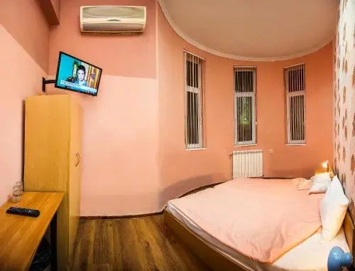 Ivani GuestRooms