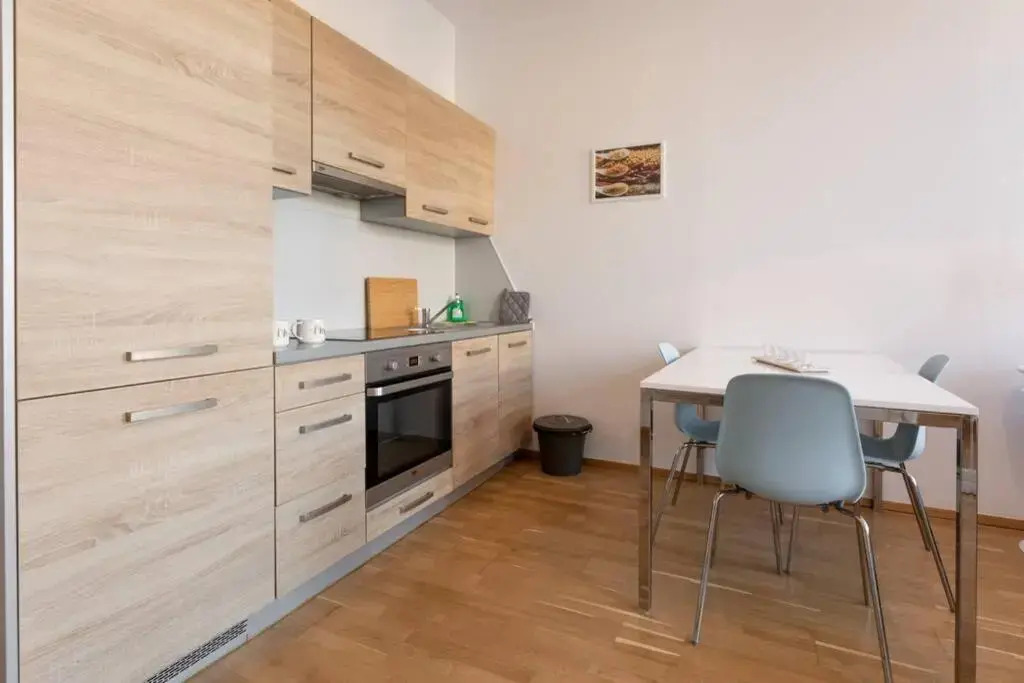 Zwischen Schönbrunn und dem City Center. Apt. 23