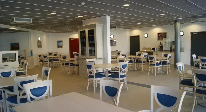 Résidence Services Seniors La Vallée Des Lys