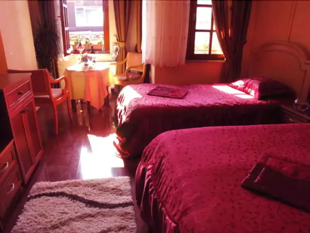 Emmasaray Hotel