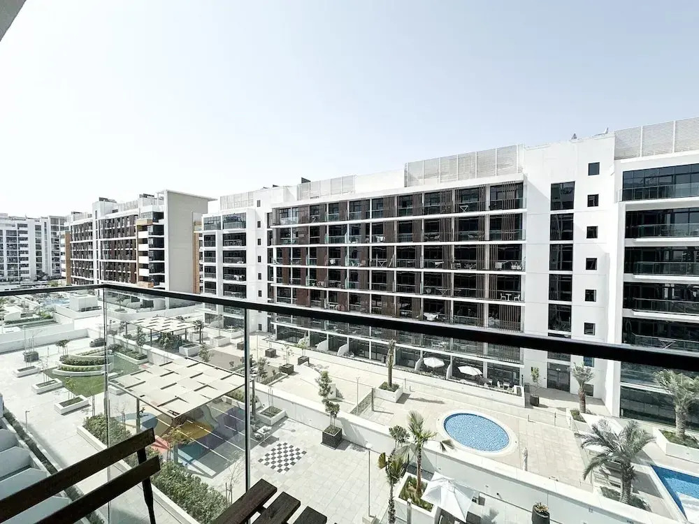 Easygo-spacious Luxury STU Azizi Rivra16