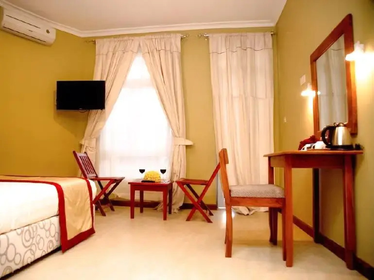 Leisure Safari Lodge