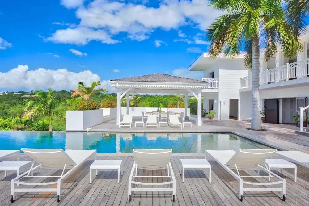 Huge Pool, Ideal for Groups, Exclusive Address, AC, Free Wifi, Sat TV, Views! Terres Basses Area