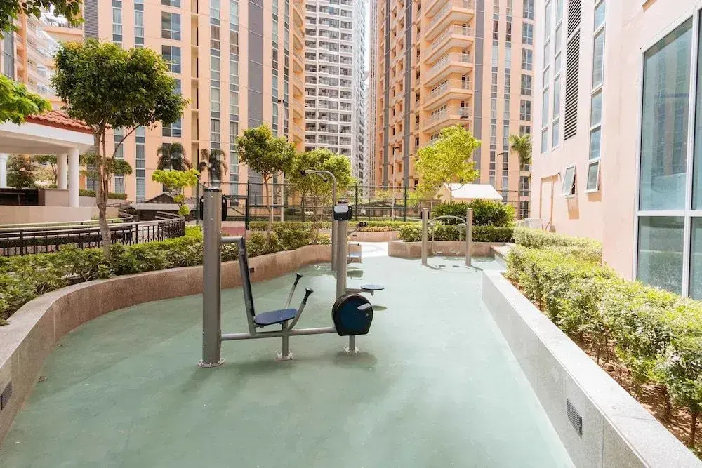 Reddoorz Premium @ Venice Luxury Bgc 2