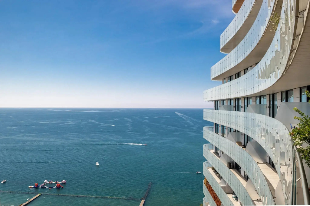 Sun Apartments АК Карат 21