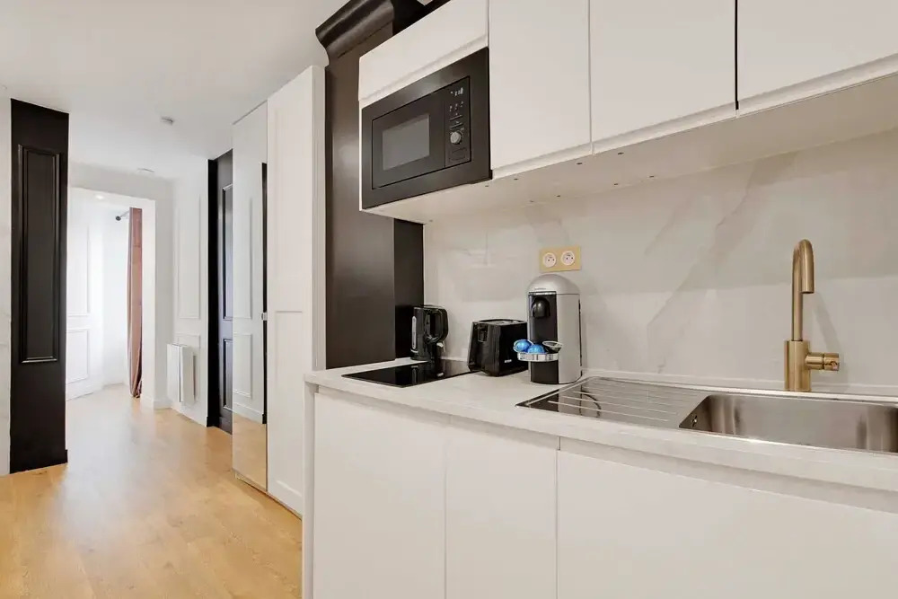Comfortable Studio - 1br/4p - Republique