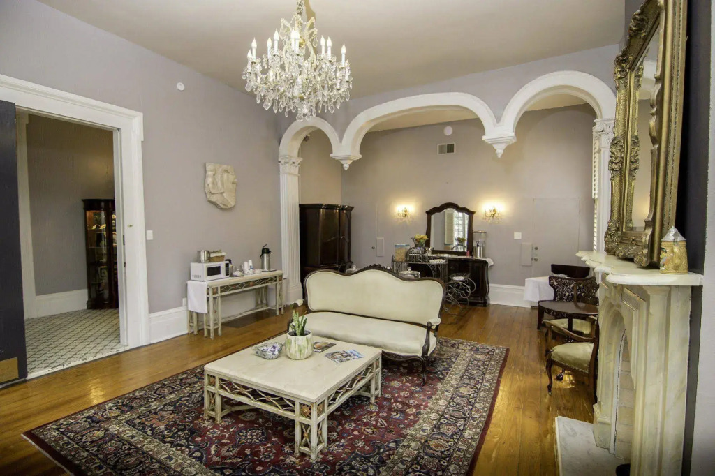 Rathbone Mansions New Orleans
