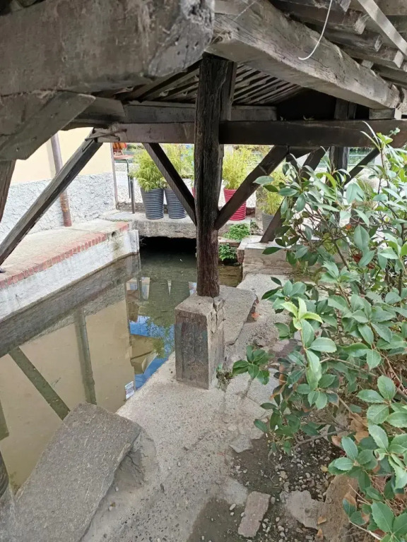 Unique 4 Storey House on Naviglio 4Bd, 4Bt