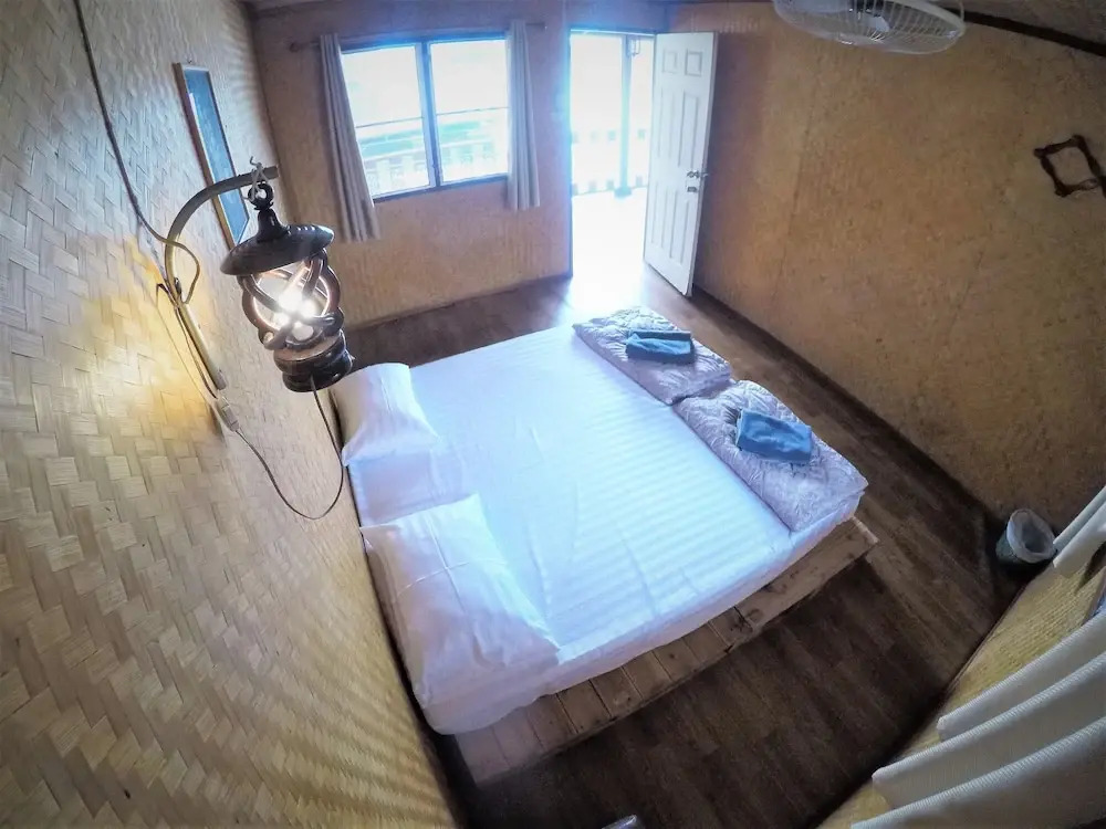 T & T Hostel Kanchanaburi