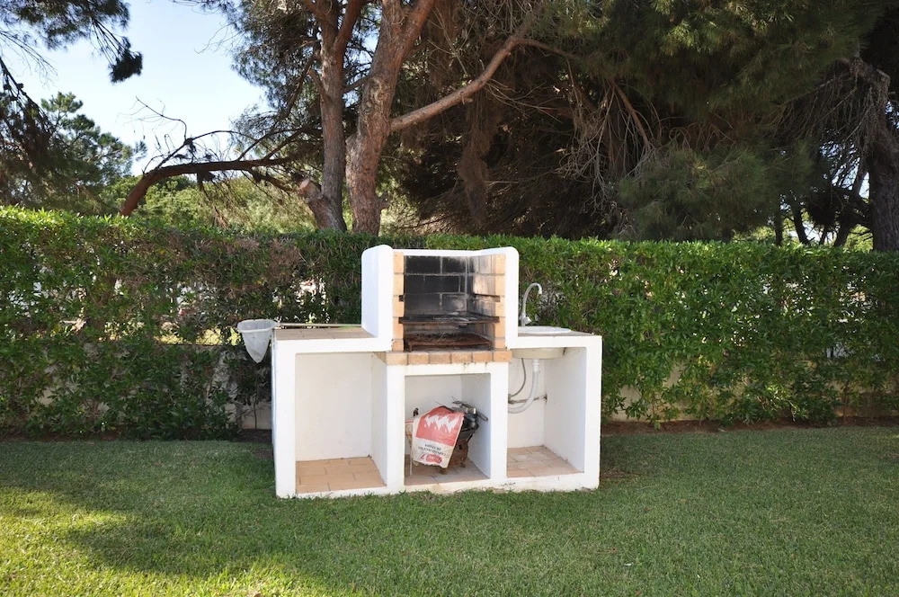Charming Villa, Private Pool, Walking Distance to Centre, Free AC Wifi