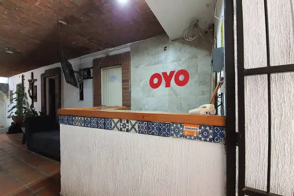 OYO Hotel Colonial