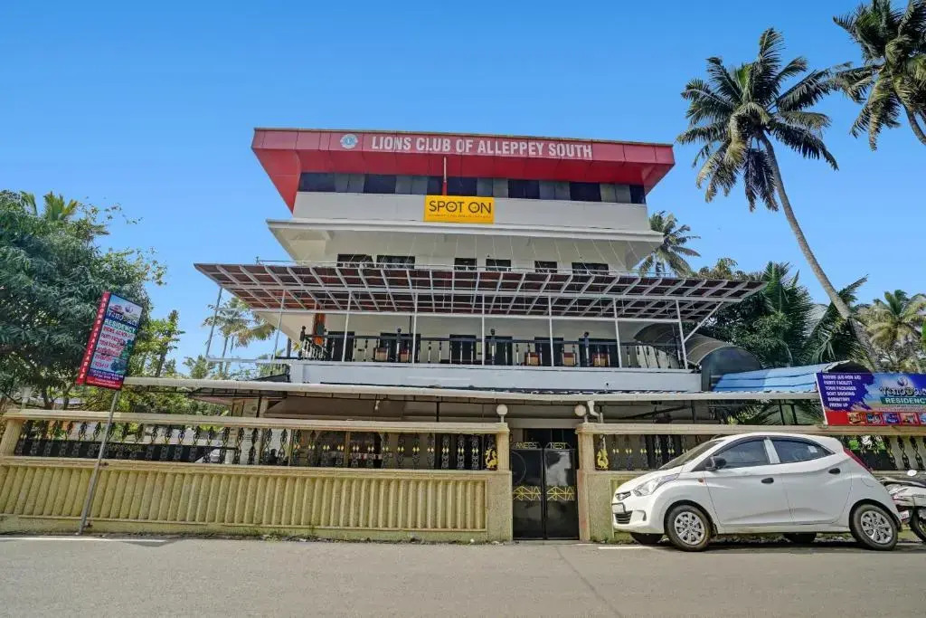 Spot On Vinodam Residency