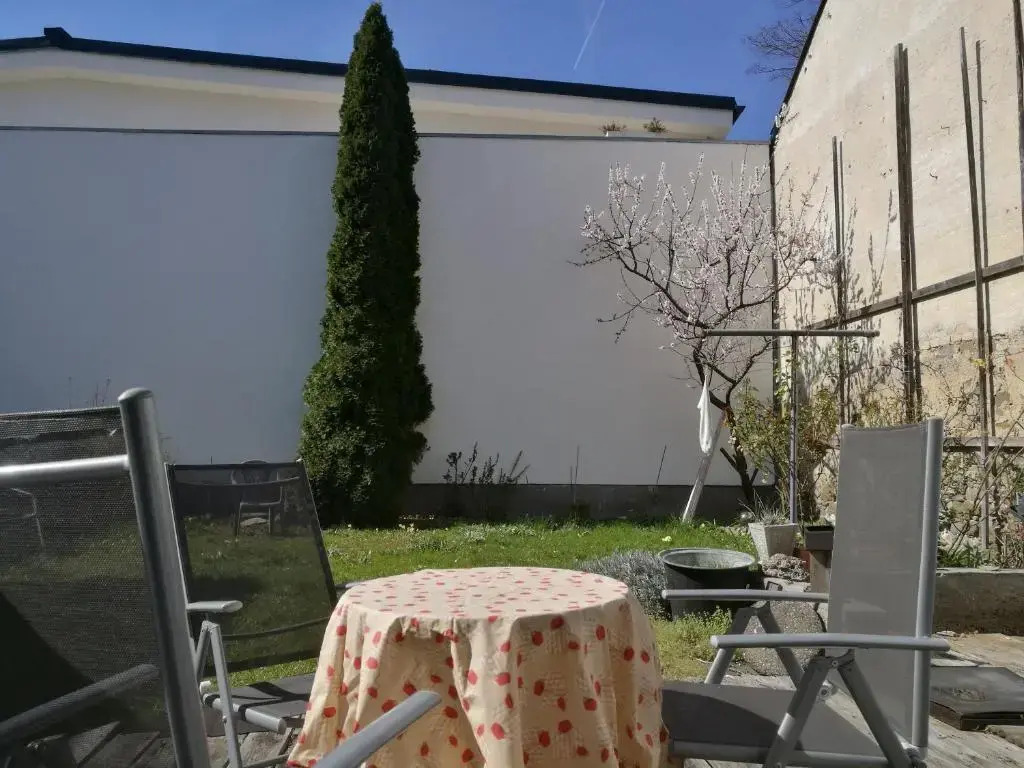 Gästezimmer & Apartment Mayrhofer